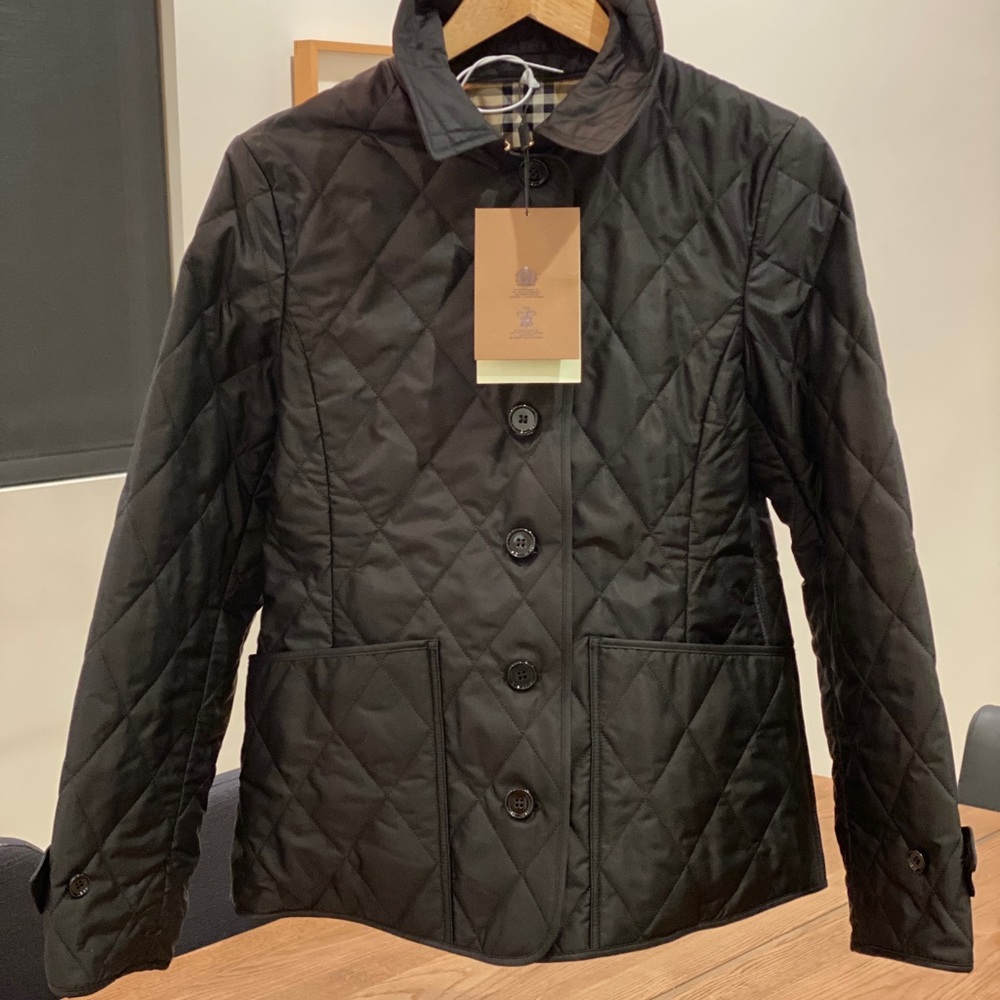 NWT BURBERRY diamond quilted thermoregulated coat